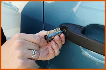 Denver Locksmith Store Denver, CO 303-357-7675 - 14a-car-lock-smith